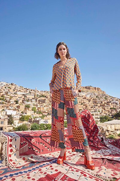 MONAMİSE مجموعة ملابس علوية من الساتان منقوشة عرقية