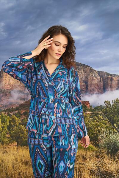 MONAMİSE Women's Ethnic Patterned Buttoned Front Top and Bottom Set 23120