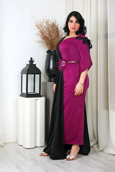 Opera Luxurious purple silk crepe dress with black detail