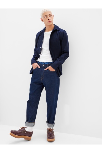 GAP قميص أكسفورد رجالي باللون الأزرق الداكن ذو قصة قياسية