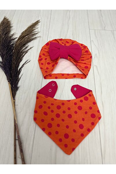 Koala Tasarım Kız Bebek Fiyonklu Bone ve Önlük Takımı