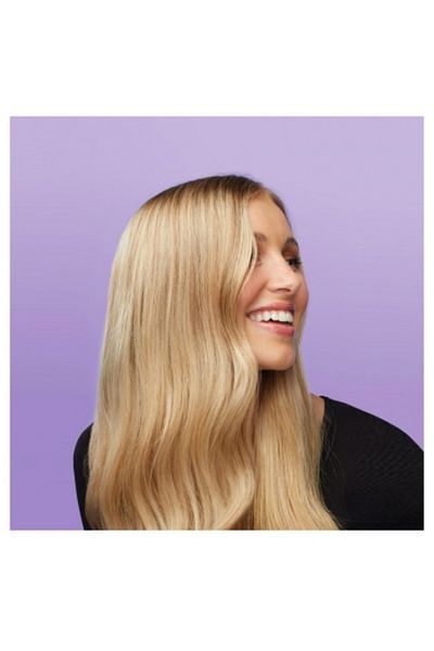 Olaplex Olaplex No.4P Blonde Neutralizing and Enhancing Shampoo 250ml
