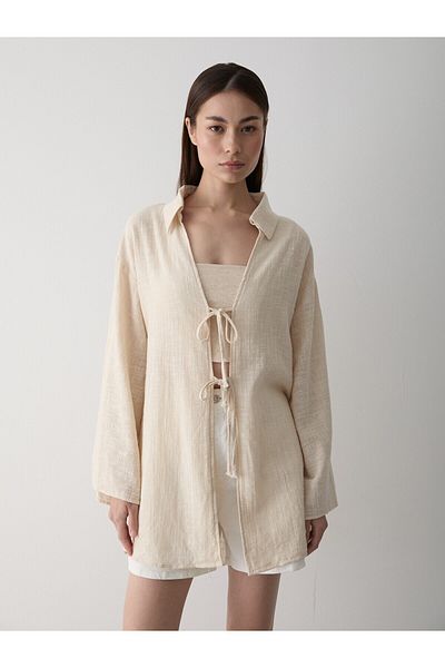 Laluvia Steinfarbene Kimono-Bluse aus 100 % Leinen mit Spitzendetail