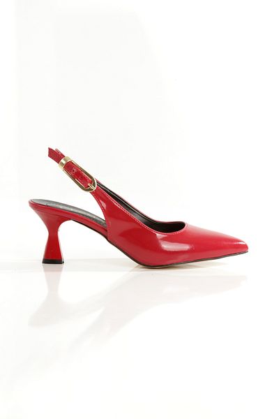 Ayakkabı Podyumum '' Dai̇si̇'' Red Patent Leather Pointed Toe Back Open Large Buckle 5 cm Goblet Heel New Season