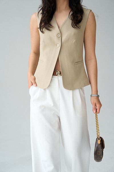 LOOSH Women's Beige Two Button Pocket Detailed Vest
