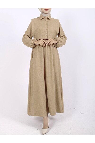 HİJABAYA Φόρεμα με λεπτομέρεια πουκάμισου στο επάνω μέρος και ελαστική μανίκι...