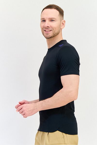 adidas Men Sportswear Fit Short Sleeve Training T Shirt, Black