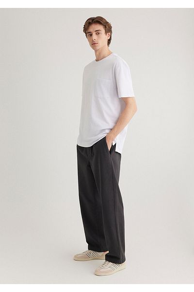 Mavi Weißes Basic-T-Shirt mit Taschendetail, lockere Passform / lockere, entspannte Passform 066248 -620