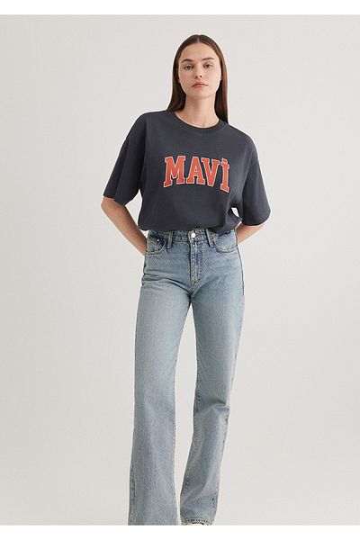Mavi Graues T-Shirt mit Logo-Print Übergröße / weiter Schnitt 1600843-82185