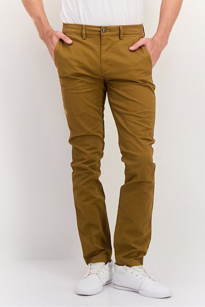 GAP Men Skinny Fit Solid Chino Pants, Palomino Brown