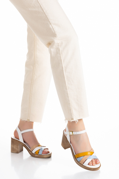 LEONA MODA SHOES Women Sandals