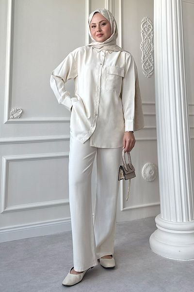 InStyle Ecru Double Suit with Single Pocket and Hidden Placket