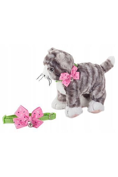 zola Adjustable dog collar made of green fabric with pink bow and bell