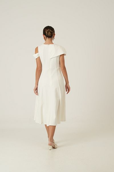 UO Dresses New-classic-dress-white