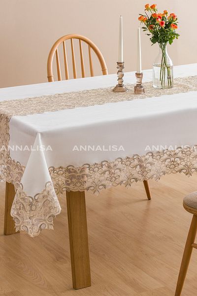 Annalisa Покривка за маса Nova Linen от френска дантела, кремаво-кафява