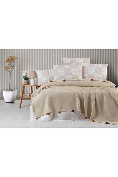 Vannes Home Vibrant Color Pompom Pique Set