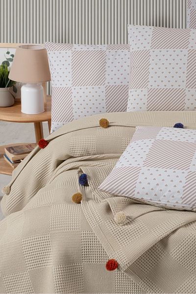 Vannes Home Vibrant Color Pompom Pique Set