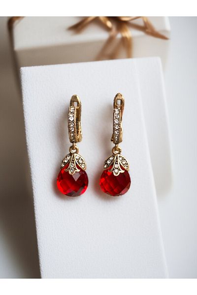 FAYRA ACCESSORIES أقراط عين القطة من حجر الزركون