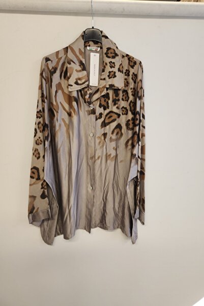 della moor Women's Italian Leopard Pattern Low Sleeve Satin Shirt