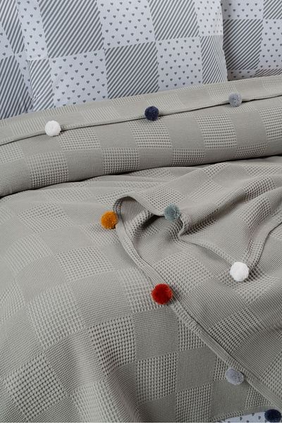 Vannes Home Vibrant Color Pompom Pique Set