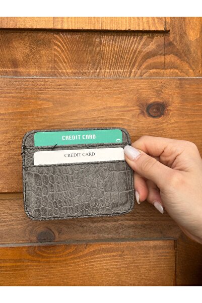 SÜNELA Crocodile Patterned Card Holder for Those Who Think Carefully