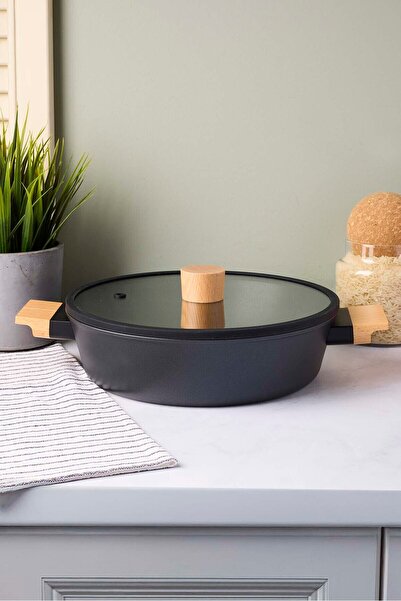 Perotti Cookwood Black Induction Base Ceramic Flat Pot with Wooden Handle and Lid 24 cm