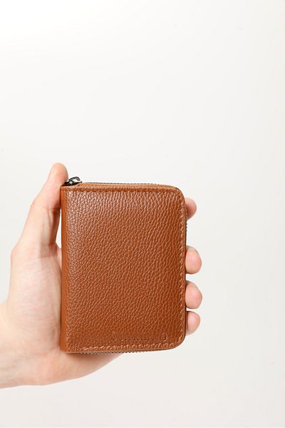 Fjellor Men's Tan Vegan Leather Vertical Zipper Card Holder and Wallet