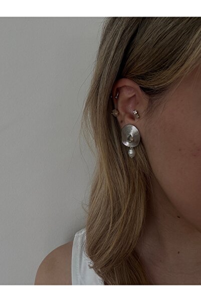 DIERA Sarmal Gümüş Kararmaz Şık Küpe