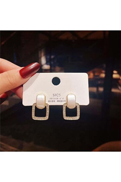 Pelin Aksesuar Beyaz Sedefli Taşlı Kare Küpe