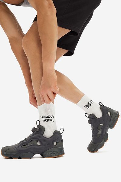 Reebok man sports shoes 5905588911746 Gray