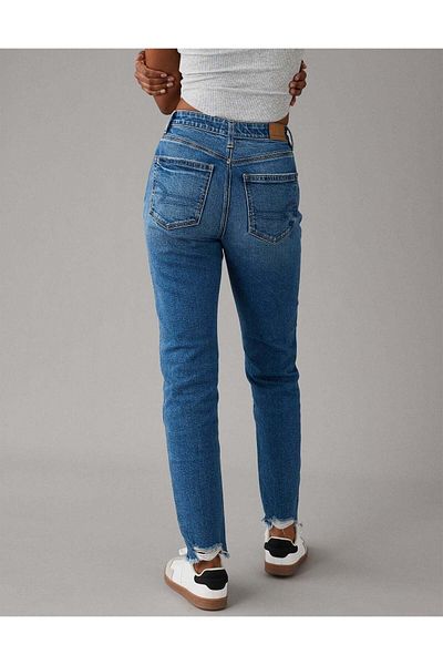 AMERICAN EAGLE AE Strigid Mom Jean