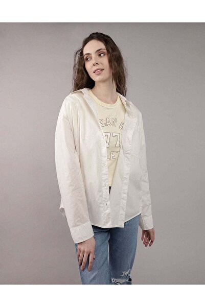 AMERICAN EAGLE AE Perfect Button-Up Shirt