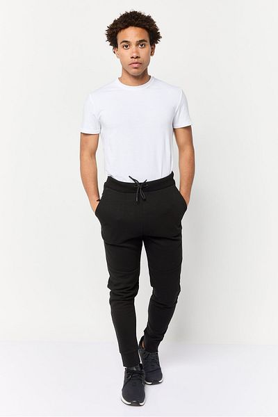 CELIO Men Regular Fit Solid Jogger Pants, Black