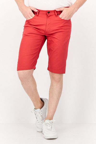 Chaps Men Custom Fit Textured Denim Shorts, Red