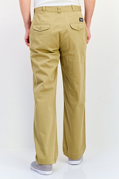 Levi's Men Regular Fit Plain Chino Pants, Khaki