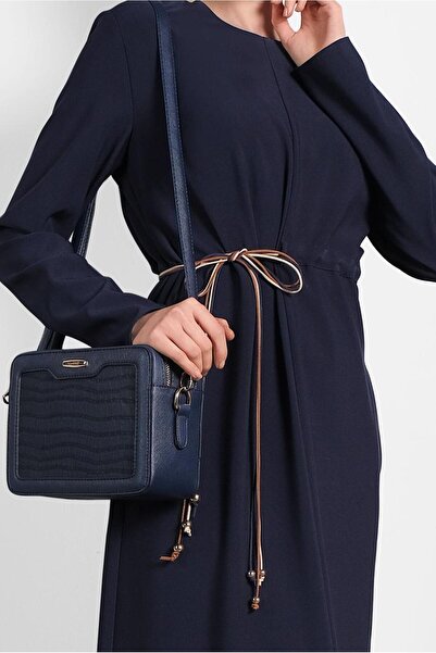 Alvina Belden Lace-Up Dress 40217