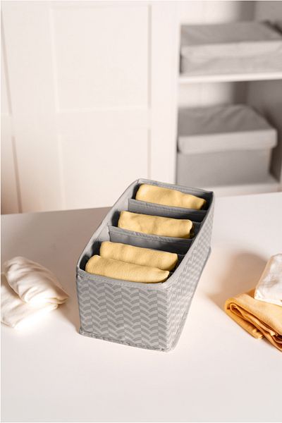 Serstil Organised Kasten with an Eye of 6 Above in 14X28X12 cm Dimensions