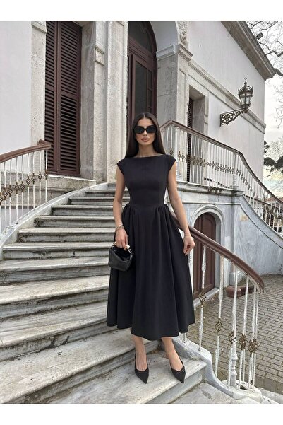 Butik Kadın Siyah Beli Büzgülü Midi Elbise