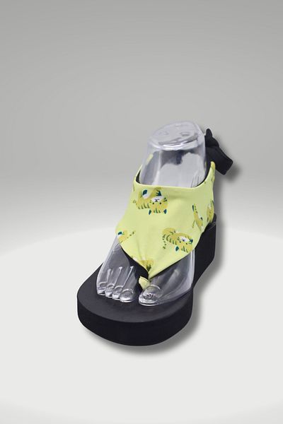 CATCHY Top-Changing Women's Sandals - Black Thick Sole Green Cat Pattern with Laces