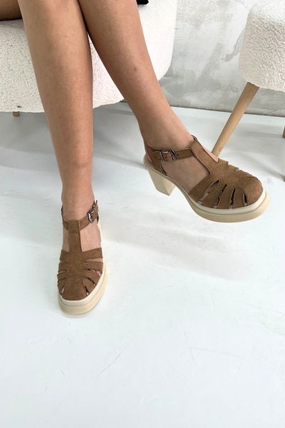 inizio Tan Suede Thick Heeled Women's Sandals P9012