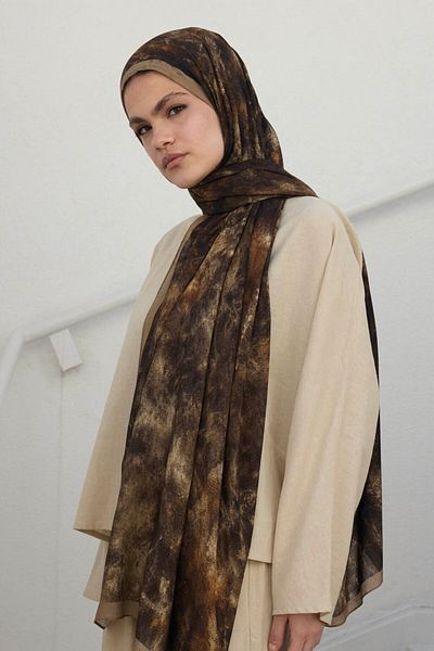 Qef Deluxe Summer Shawl Batic Brown