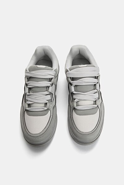 Pull & Bear STWD çok parçalı kaykay ayakkabı