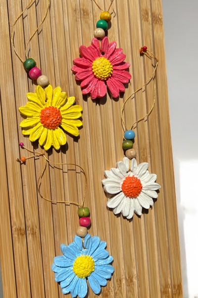 Bernami Pinterest 4 Adet Papatya Duvar Bahçe Balkon Süsü - Renkli Çiçek Duvar...