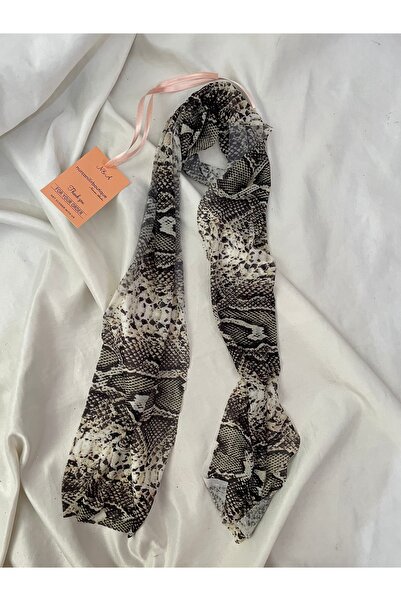 Nurcanilirboutique Yılan desenli fular