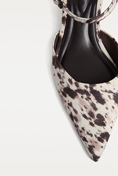 Stradivarius Printed heeled shoes