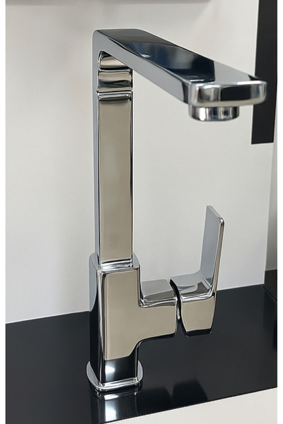 Yks kare lavabo ve mutfak bataryası