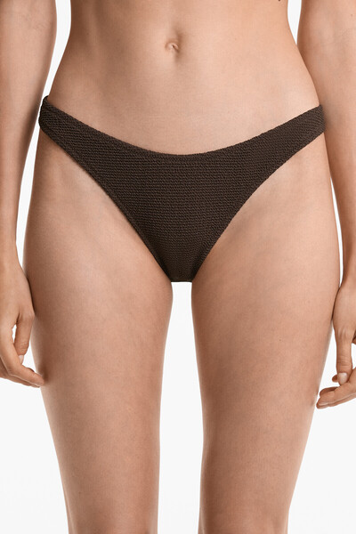 Oysho U kesim orta kapatıcılıkta crinkle bikini altı