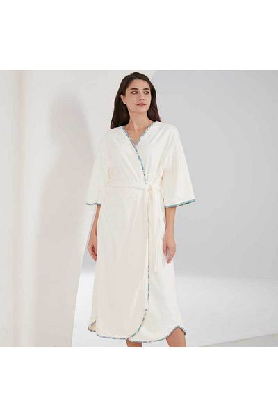 REEFI Elegant off-white bathrobe from Revi