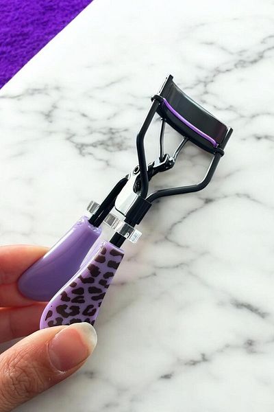 TAKIŞTIR Purple Color Leopard Pattern Eyelash Curler / Eyelash Curling Apparatus