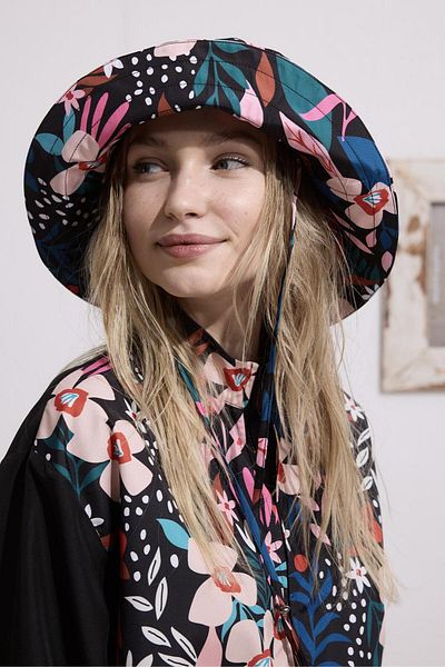 KADRİYE BAŞTÜRK Connectable Bucket Hat Mina